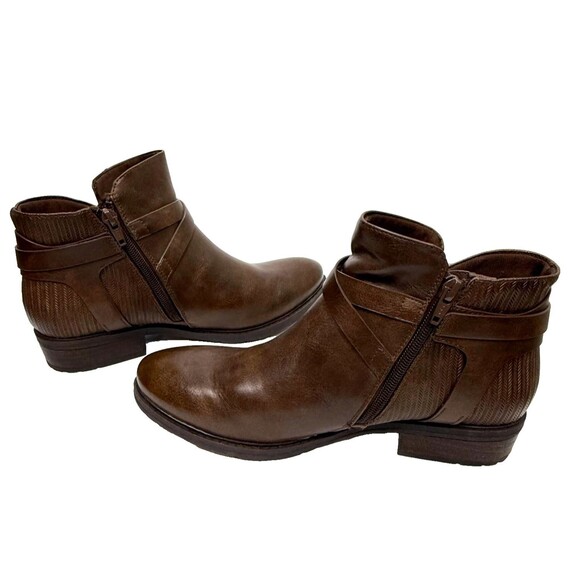 Baretraps Yadda Booties 8 Brown Ankle Boots Faux Leather Straps Low Heel Texture - Picture 4 of 9
